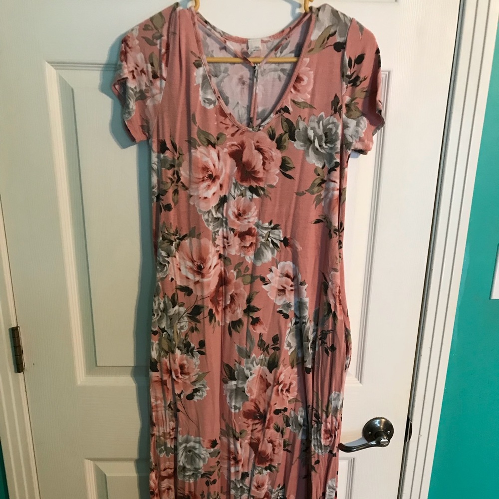 Floral maxi dress